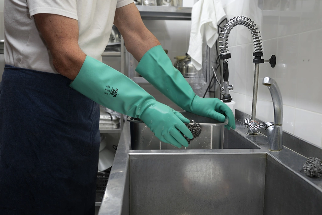 Mapa Professional, Ultranitril 480, Chemical Gloves, Nitrile, Green, 46cm